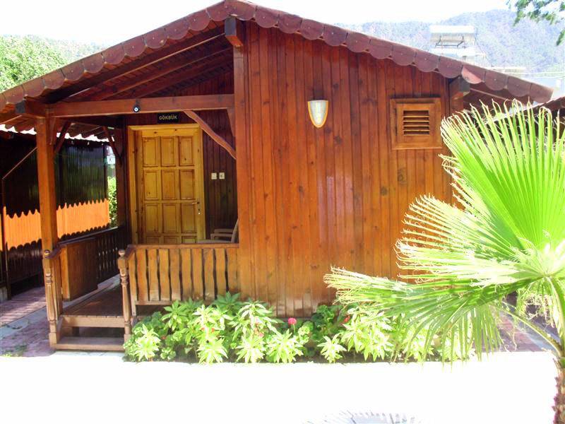 Cici Baba Bungalow Hotel