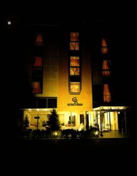City Hotel & Residence