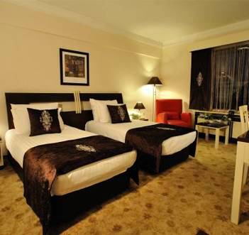 City Hotel & Residence