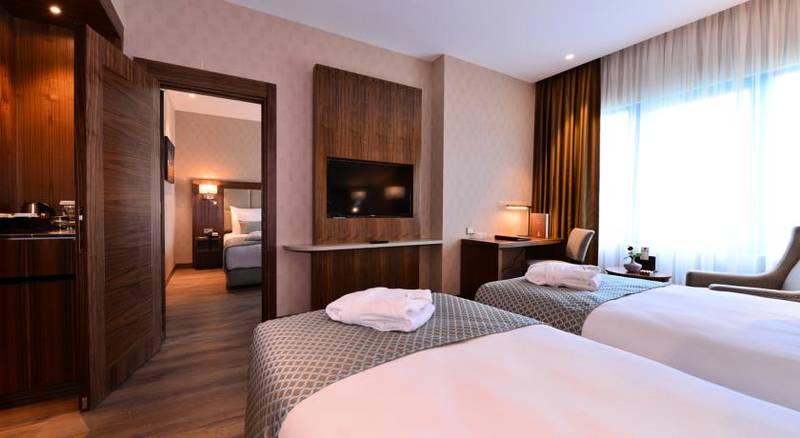 Clarion Hotel stanbul Mahmutbey