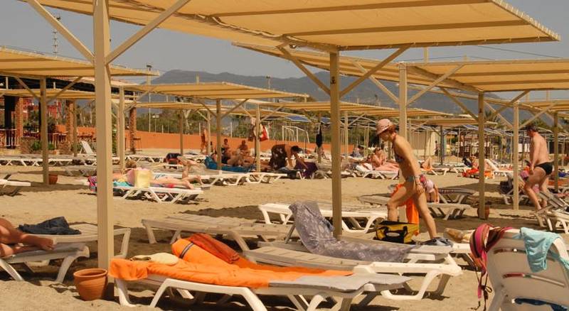 Club Turta Beach Hotel