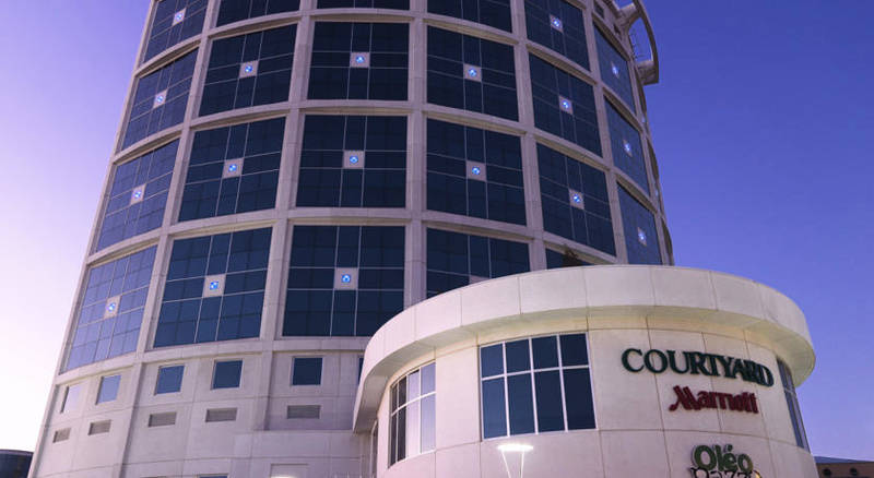 Courtyard By Marriott nternational Airport