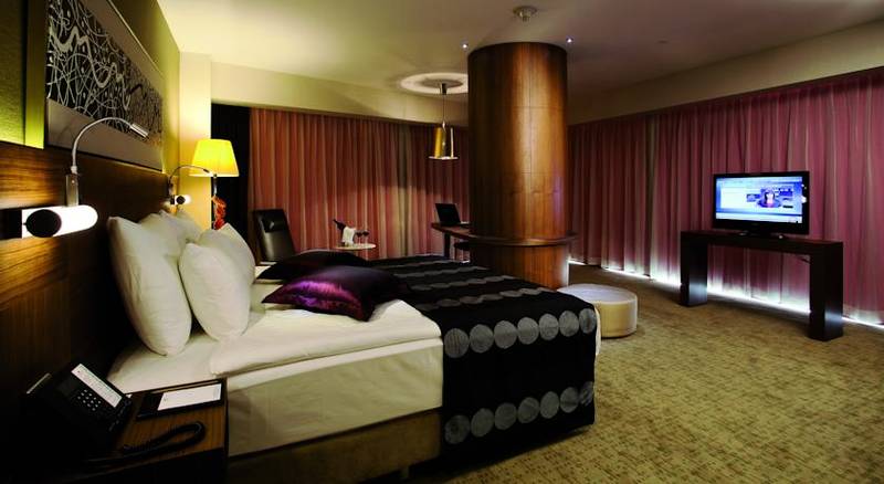 Crowne Plaza stanbul Harbiye