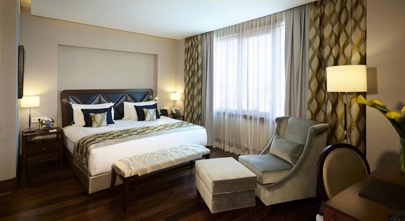 Crowne Plaza stanbul mraniye