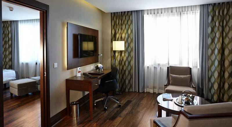 Crowne Plaza stanbul mraniye