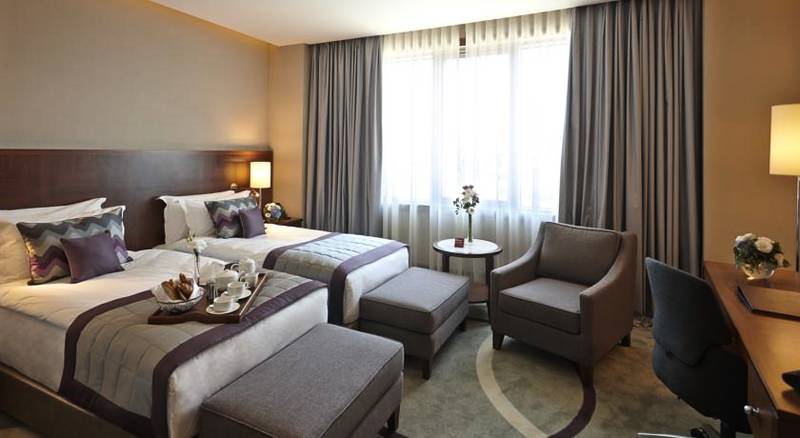 Crowne Plaza stanbul mraniye