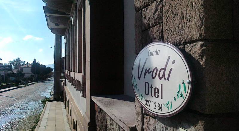 Cunda Vrodi Otel