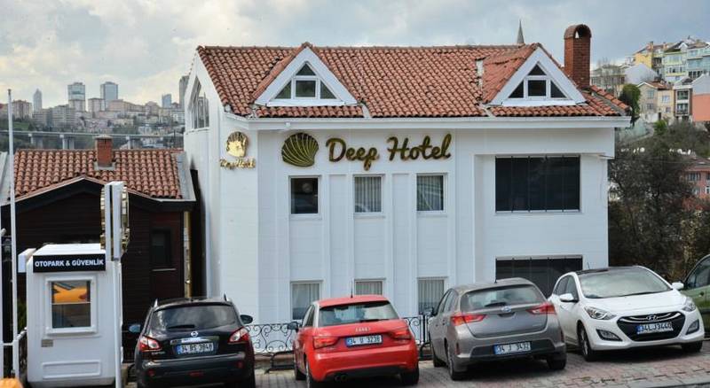 Deep Hotel