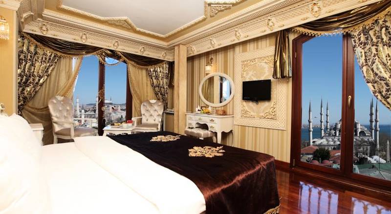 Deluxe Golden Horn Hotel