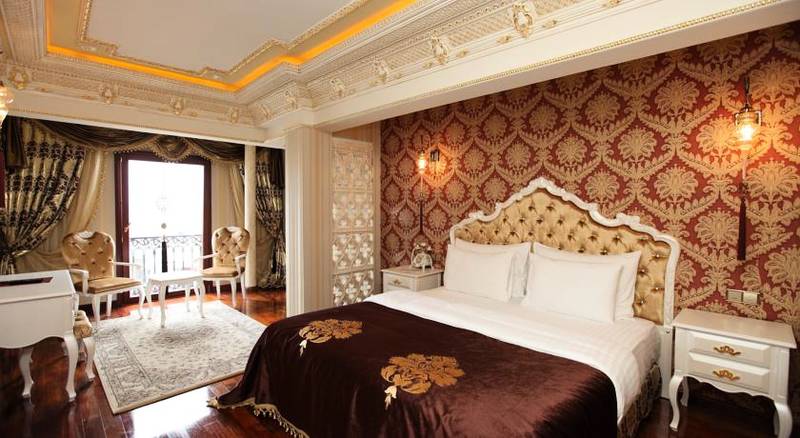 Deluxe Golden Horn Hotel