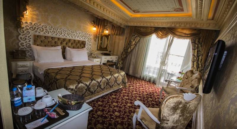 Deluxe Golden Horn Hotel