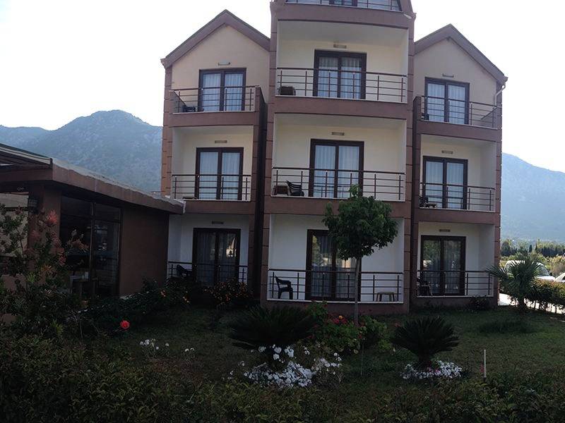 Demirci Hotel