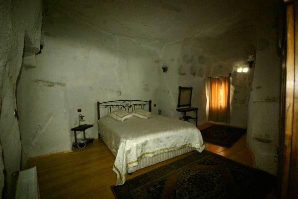 Dervish Cave Suites & Houses