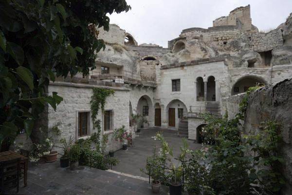 Dervish Cave Suites & Houses