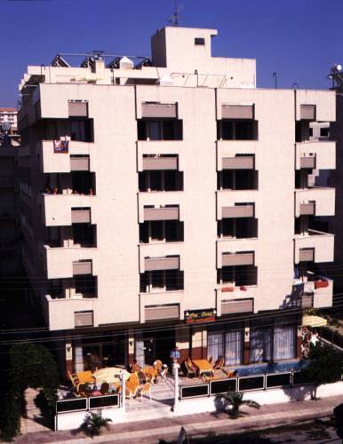 Dias Hotel
