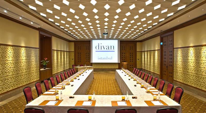 Divan stanbul