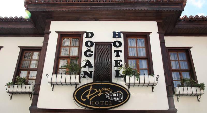 Doan Hotel