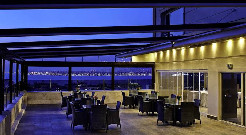 Doubletree By Hilton zmir Alsancak