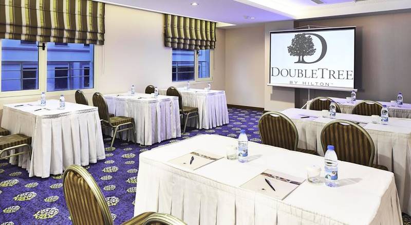 Doubletree By Hilton zmir Alsancak