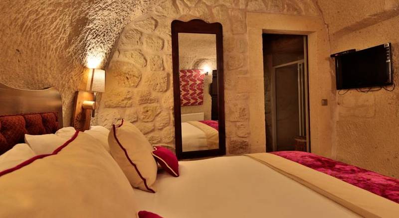 Elaa Cave Hotel