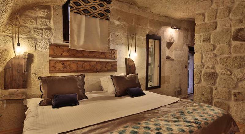 Elaa Cave Hotel