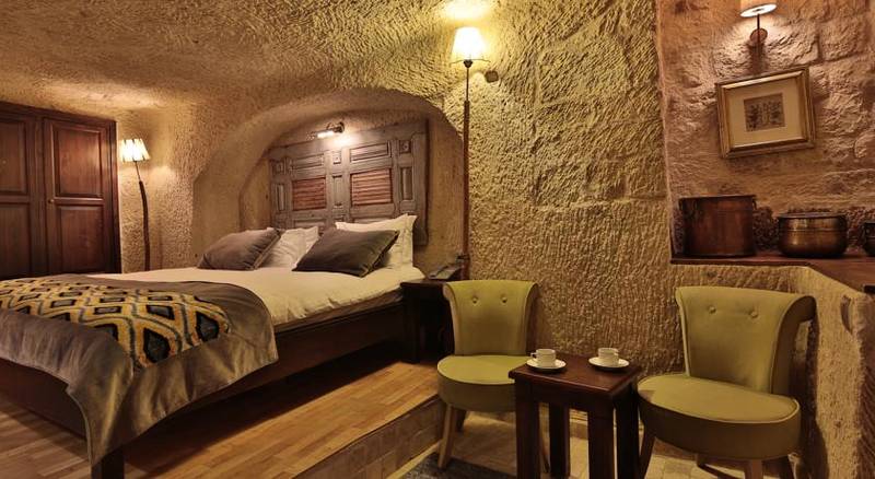 Elaa Cave Hotel