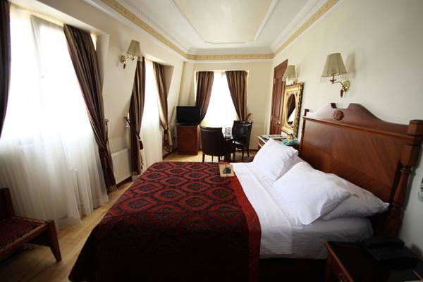 Elfida Suites Hotel