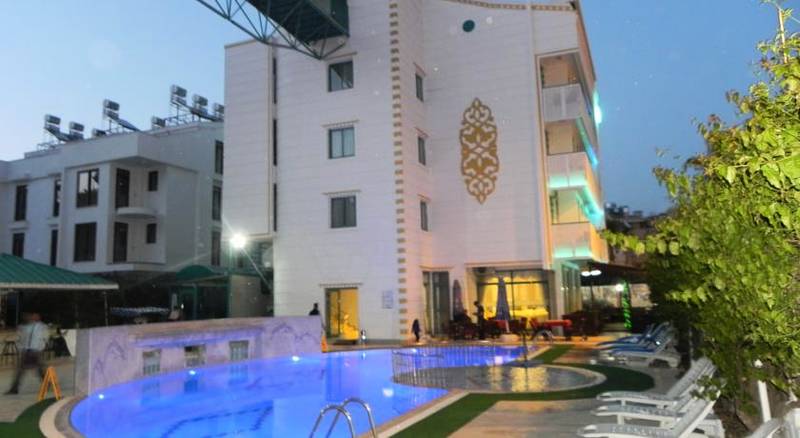 Elit Baaran Hotel