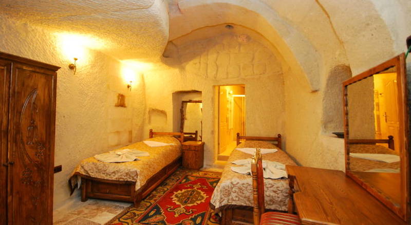 Elysee Cave House