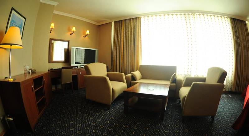 Emex Otel Kartal