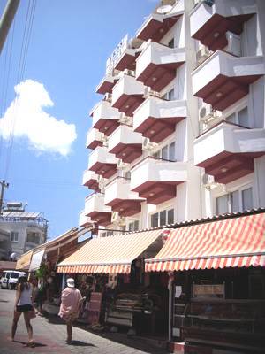 Eros Hotel Altnkum