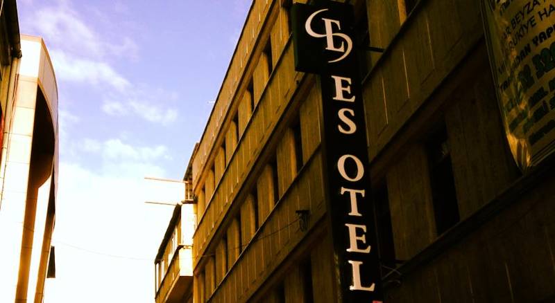 Es Otel