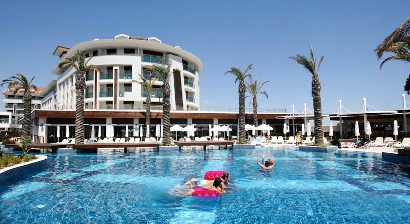 Sunis Evren Beach Resort Hotel & Spa