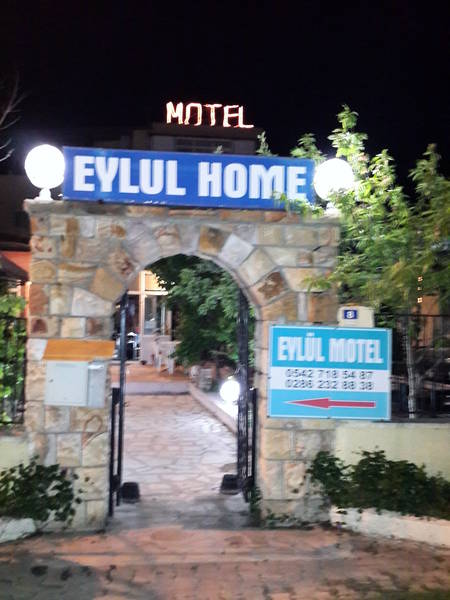 Eyll Motel