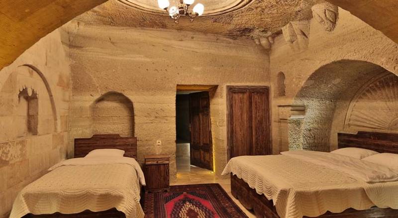 Family Cave Suit Otel