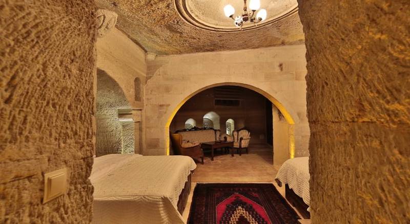 Family Cave Suit Otel