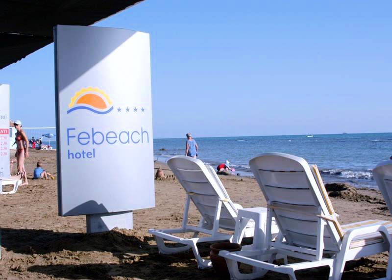 Febeach Otel