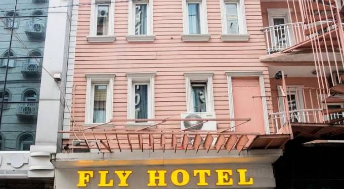 Fly Hotel