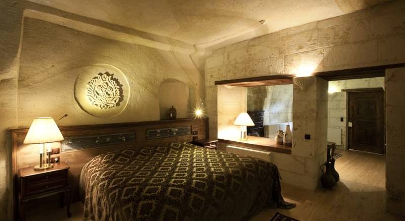 Fresco Cave Suites And Mansions