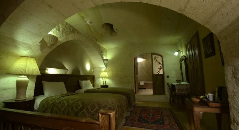 Fresco Cave Suites And Mansions