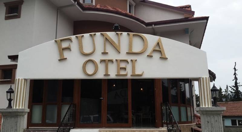 Funda Hotel