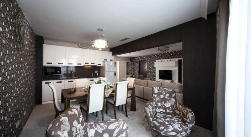 Golf Royal Residence