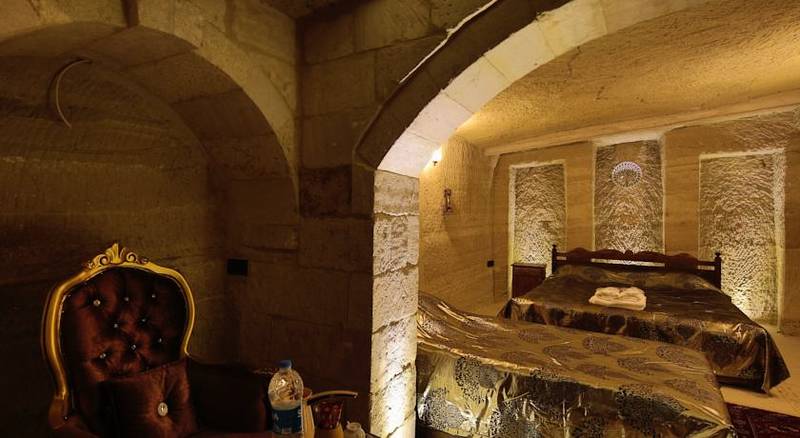 Greme Palace Cave Hotel