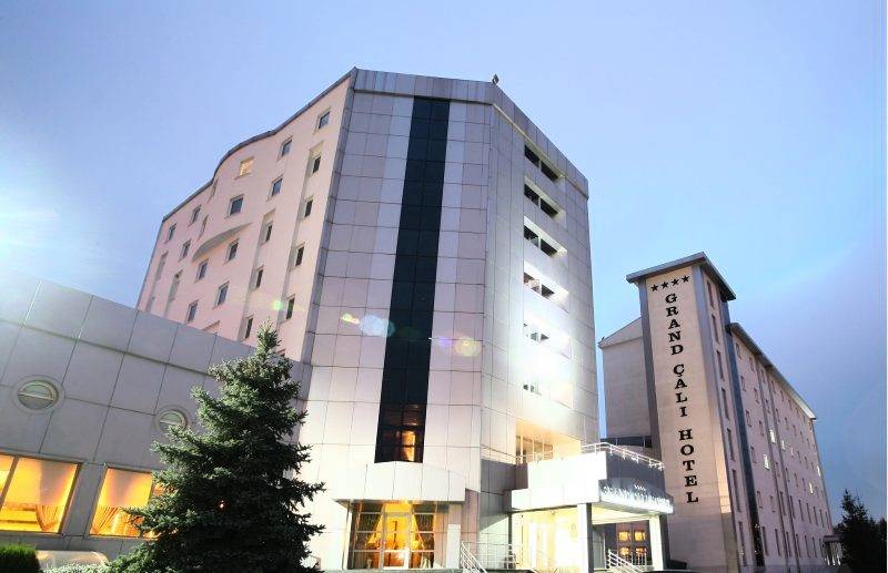 Grand al Otel