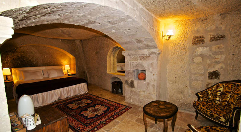 Grand Cave Suites