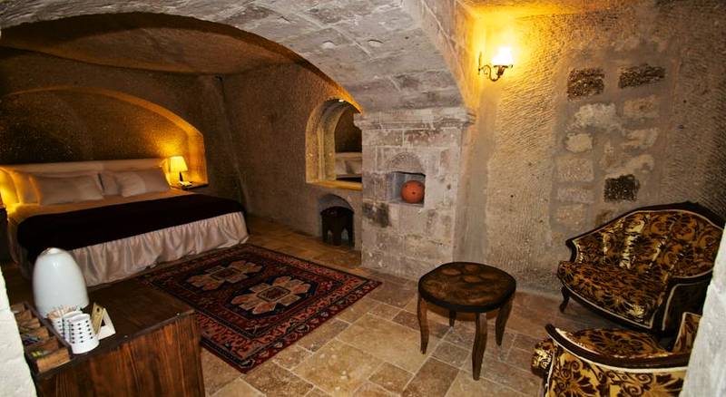 Grand Cave Suites