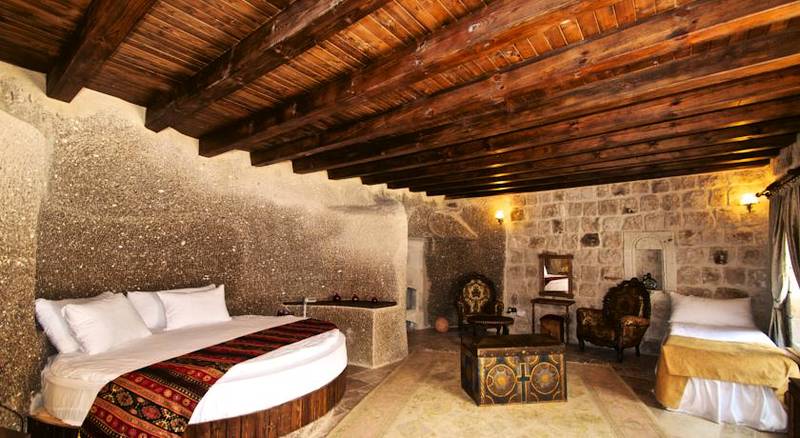 Grand Cave Suites