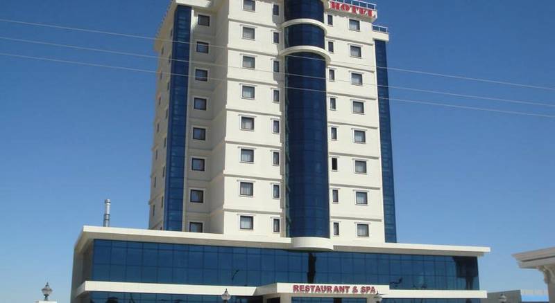Grand Karaman Hotel