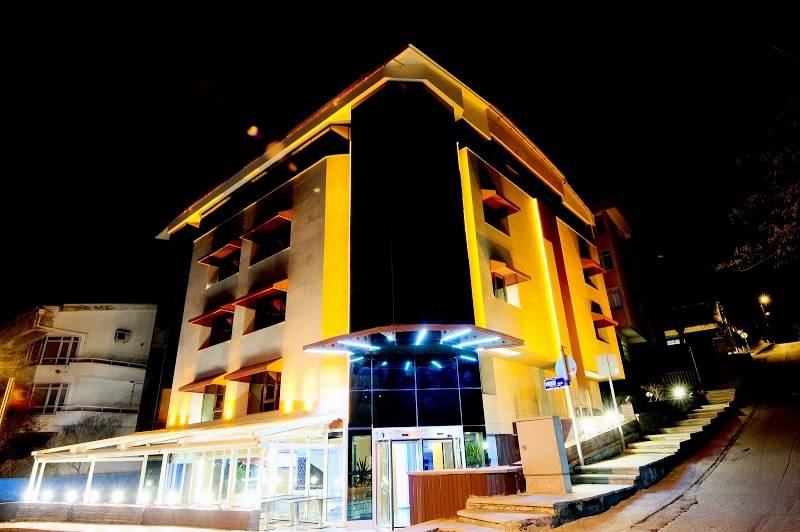 Grand Nora Hotel