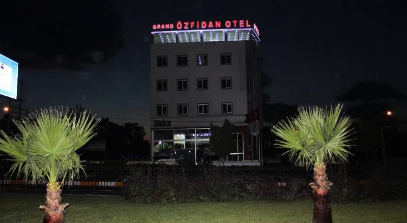 Grand zfidan Otel